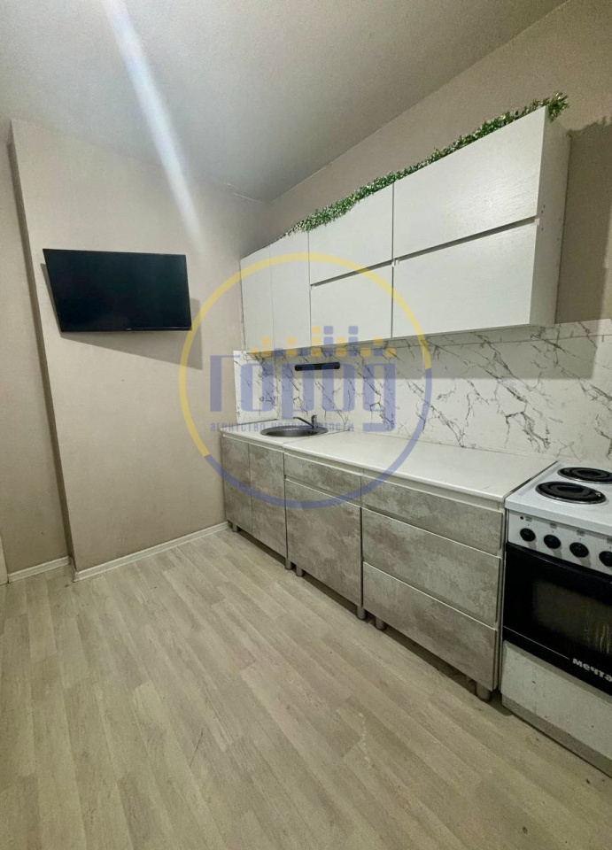 Квартира, 41 , 5/10 эт.