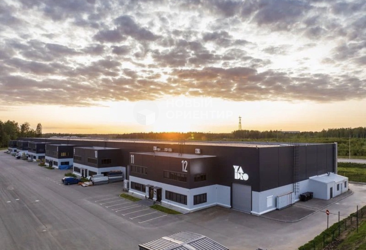 Коммерческое помещение, 716 м²