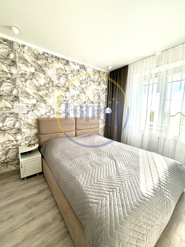 Квартира, 49 м2, 7/10 эт.