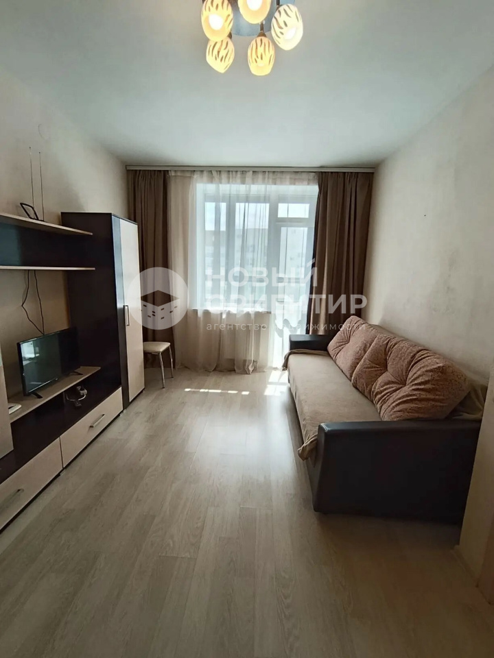 1-комн. квартира, 38 м², 7/25 эт.